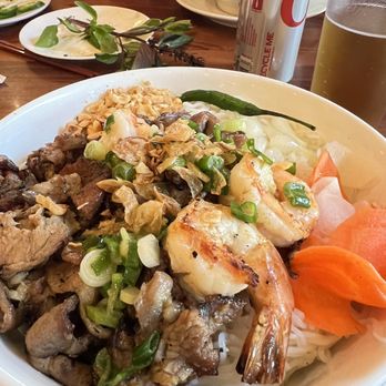 Pho 90 Degree - Grilled pork and shrimp vermicelli bowl. - Vietnamese Near Me - San Jose, California Pho 90 Degree - Grilled pork and shrimp vermicelli bowl. - Vietnamese Near Me - San Jose, California