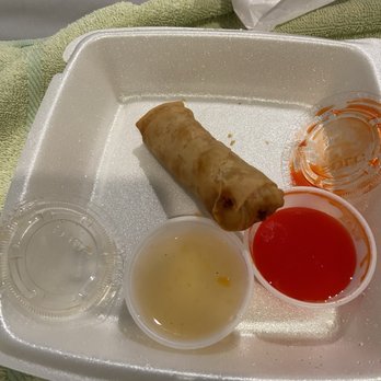 Bangkok Cuisine - Vegetable spring roll - Thai Near Me - Homestead, Florida Bangkok Cuisine - Vegetable spring roll - Thai Near Me - Homestead, Florida