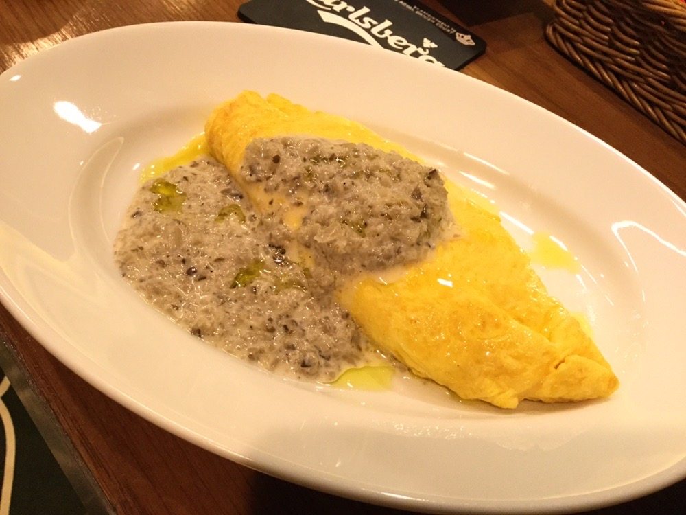 Italian & Wine Bar CONA Kannai