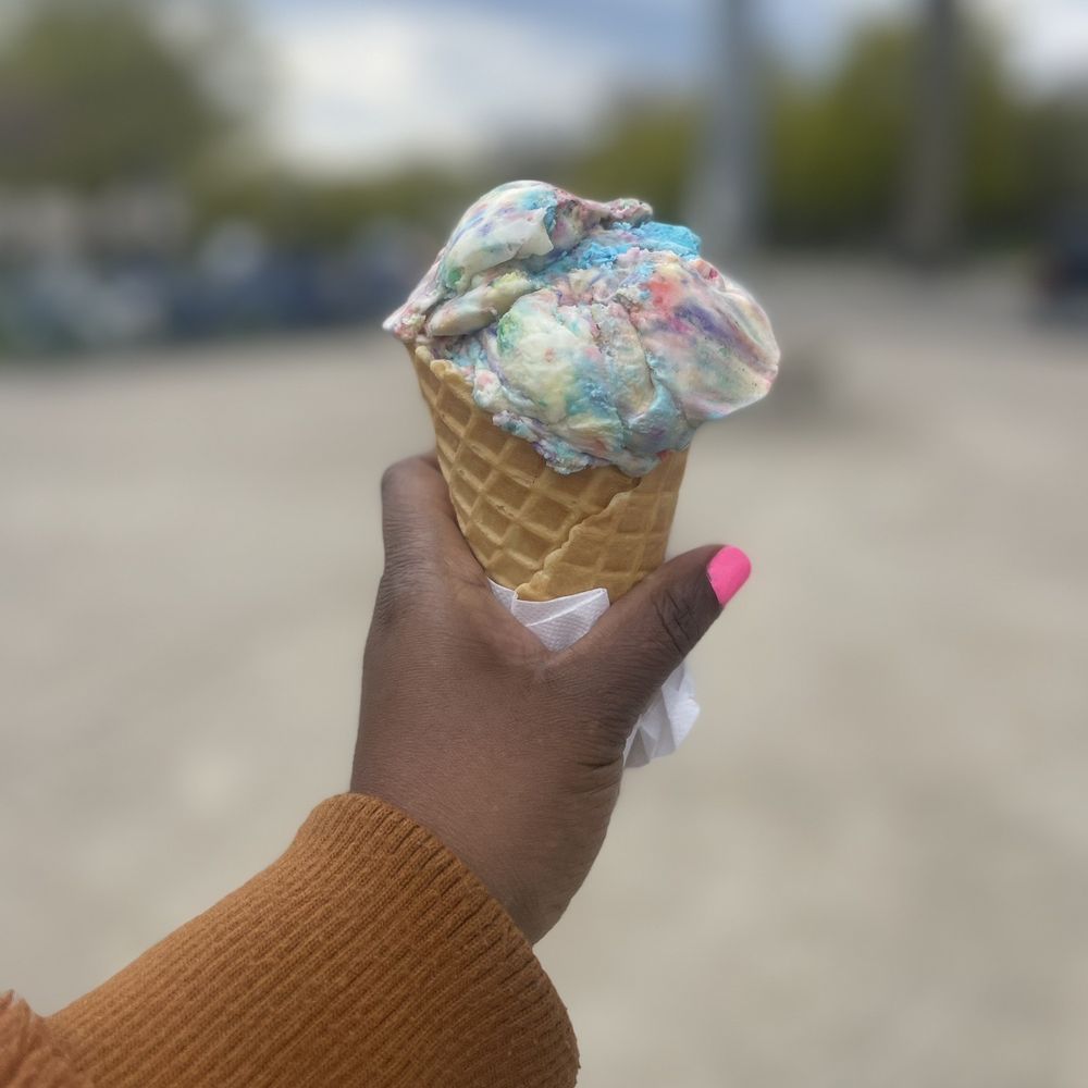 Hutch's Harbour Front - Birthday Cake Ice Cream - Fish & Chips Near Me - Hamilton, Ontario Hutch's Harbour Front - Birthday Cake Ice Cream - Fish & Chips Near Me - Hamilton, Ontario