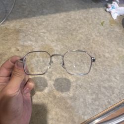 Walmart Vision & Glasses - Broken glasses