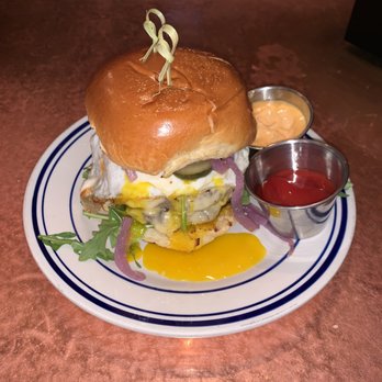 Duke's Grocery - The "Proper Burger" with an egg - Pubs Near Me - Washington, DC, District of Columbia
