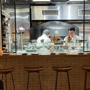 Pizza Studio Tamaki - Kitchen - Pizza Near Me - New York, New York Pizza Studio Tamaki - Kitchen - Pizza Near Me - New York, New York