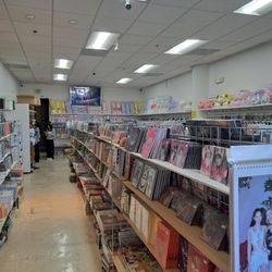 KPOP Nation - This is a good overview of the store