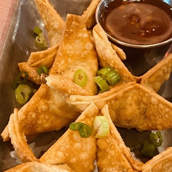 Hildee's Dine-Inn - Brisket Rangoon - Southern Near Me - Wimberley, Texas Hildee's Dine-Inn - Brisket Rangoon - Southern Near Me - Wimberley, Texas