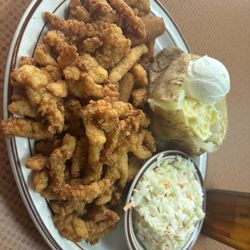 The Dogwood Cafe - Fried clam strips. Amazing.