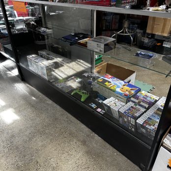 Keep It Alive Antiques and Collectables - Toy Stores Near Me - Billings, Montana