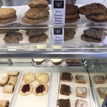 L'Chayim Delicatessen - Baked goods - better than homemade. No dishes to clean! - Bagels Near Me - Beulah, Michigan L'Chayim Delicatessen - Baked goods - better than homemade. No dishes to clean! - Bagels Near Me - Beulah, Michigan