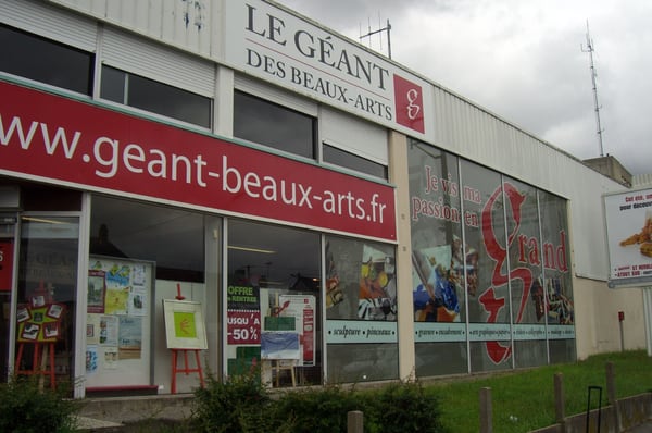 LE GÉANT DES BEAUX ARTS - 44 bd du Massacre, Saint-Herblain, Loire