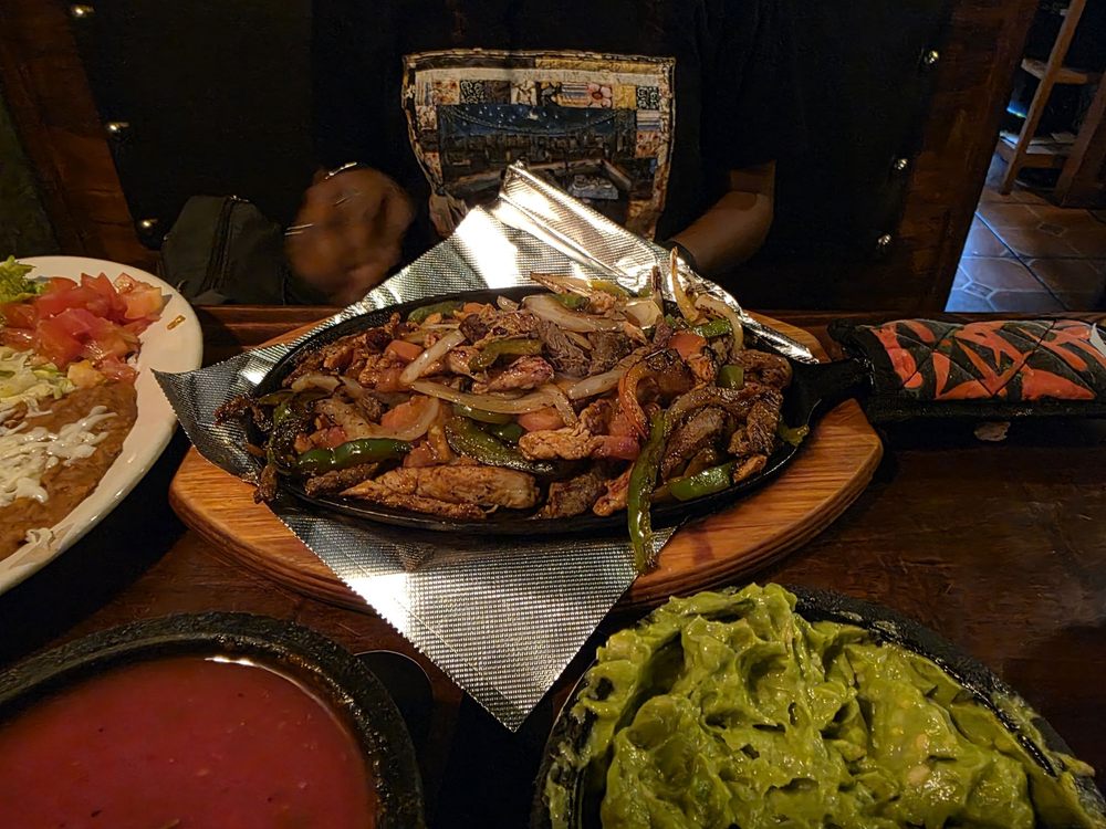 Aztca Mexican Grill