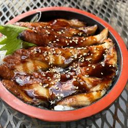 Midori Sushi - Unaju bowl