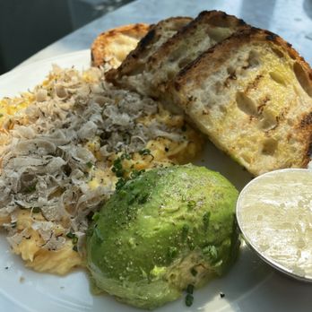 RH Rooftop Restaurant at RH Minneapolis - RH scramble with truffle on top with avocado and toast - American Near Me - Edina, Minnesota