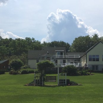 Los Gatos Bed & Breakfast - Bed & Breakfast Near Me - Penn Yan, New York Los Gatos Bed & Breakfast - Bed & Breakfast Near Me - Penn Yan, New York