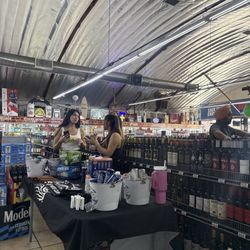 BEST LIQUOR STORE EVER!!