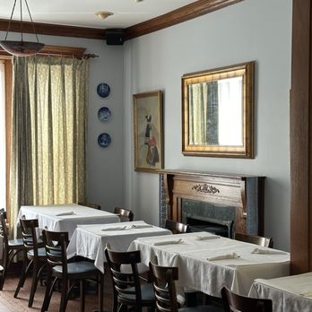 Tre Kronor - Upstairs - Breakfast & Brunch Near Me - Chicago, Illinois Tre Kronor - Upstairs - Breakfast & Brunch Near Me - Chicago, Illinois