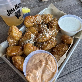 Fatty's Pub and Grille - Boneless Wings (Garlic Honey, Medium Order) - Sports Bars Near Me - DeKalb, Illinois