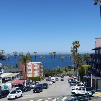 Cody's La Jolla - View from outdoor patio - Breakfast & Brunch Near Me - La Jolla, California