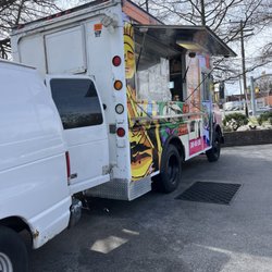 Food Truck Taqueria Y Pupuseria 3 Hermanos