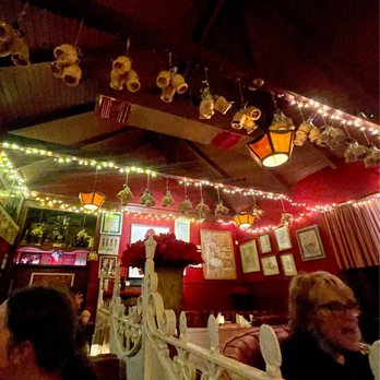 Dan Tana's - Italian Near Me - West Hollywood, California Dan Tana's - Italian Near Me - West Hollywood, California