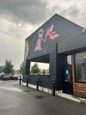 Lucille's Laval by null