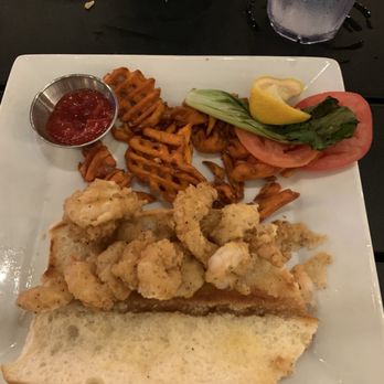 GTs On The Bay - Basic terrible excuse for a shrimpnpoboy was not good bread was hard fries sucked just low food quality - American Near Me - Orange Beach, Alabama GTs On The Bay - Basic terrible excuse for a shrimpnpoboy was not good bread was hard fries sucked just low food quality - American Near Me - Orange Beach, Alabama