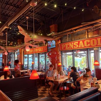 Crabs on the Beach - indoor - Seafood Near Me - Gulf Breeze, Florida