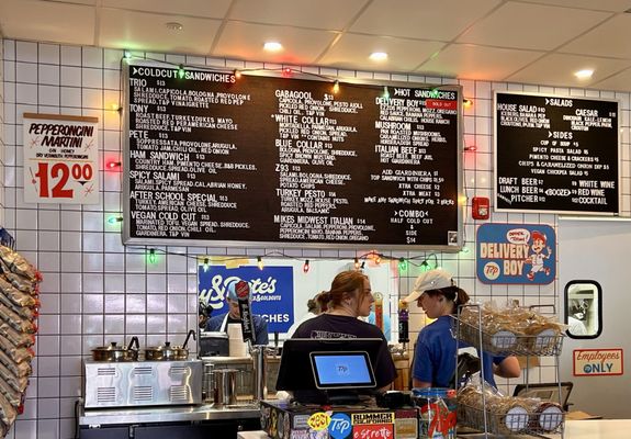 Tony & Pete’s by null