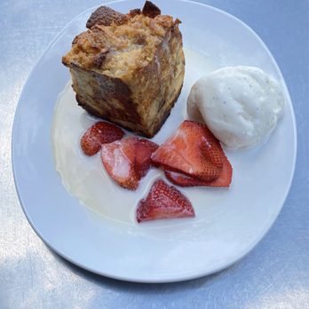 Wayfinder - Tres Leches Bread Pudding - American Near Me - Estes Park, Colorado Wayfinder - Tres Leches Bread Pudding - American Near Me - Estes Park, Colorado