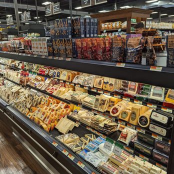 Caraluzzi's Danbury Market - Grocery Near Me - Danbury, Connecticut Caraluzzi's Danbury Market - Grocery Near Me - Danbury, Connecticut