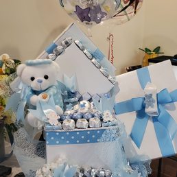 Gift for my newborn son. Every row had different chocolate. Amazing Gift for my newborn son. Every row had different chocolate. Amazing