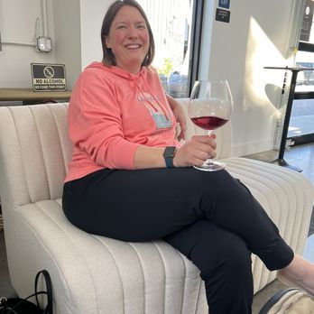 El Lugar Wines - Great wine! - Wine Tasting Room Near Me - San Luis Obispo, California
