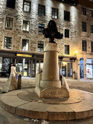Royal Place by null
