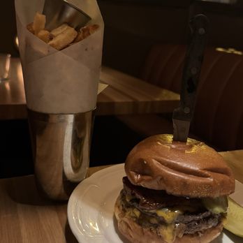 Au Cheval - Single Cheeseburger & Fries - Bars Near Me - Chicago, Illinois