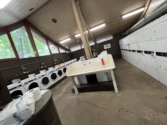 Housekeeping Camp by null