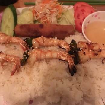 Restaurant Y Lan - Vietnamese Near Me - Montreal, Quebec Restaurant Y Lan - Vietnamese Near Me - Montreal, Quebec