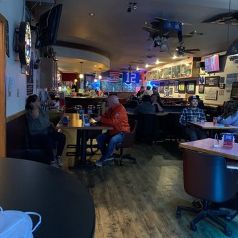 best sports bars in nashville