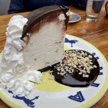 Duke's La Jolla - Hula Pie - New American Near Me - La Jolla, California Duke's La Jolla - Hula Pie - New American Near Me - La Jolla, California