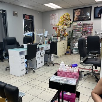 Gold Star Nail & Spa - Inside of the location - Nail Salons Near Me - Downey, California Gold Star Nail & Spa - Inside of the location - Nail Salons Near Me - Downey, California