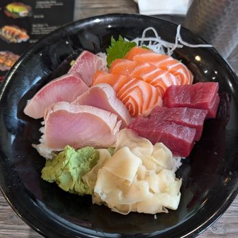 MJ Menlo Park - Chirashi Bowl - Sushi Bars Near Me - Menlo Park, California MJ Menlo Park - Chirashi Bowl - Sushi Bars Near Me - Menlo Park, California