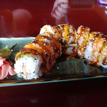 Dragon Den - Crunchy shrimp roll - Chinese Near Me - Knoxville, Tennessee Dragon Den - Crunchy shrimp roll - Chinese Near Me - Knoxville, Tennessee