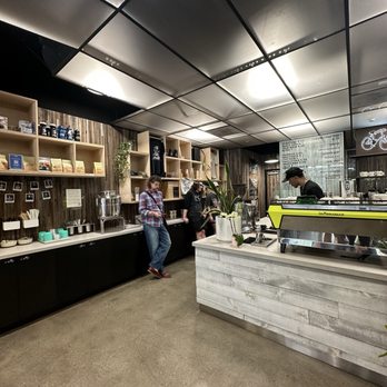 10 Speed Coffee - Inside IG: @ammysalamii - Coffee & Tea Near Me - Los Angeles, California 10 Speed Coffee - Inside IG: @ammysalamii - Coffee & Tea Near Me - Los Angeles, California