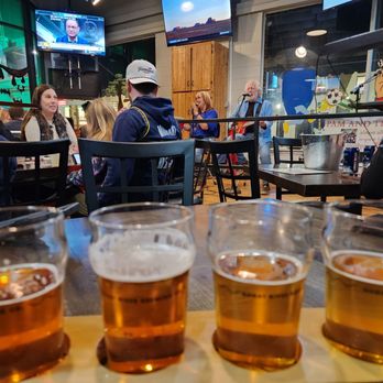 Ghost River Brewing - Beer flight plus live music - Breweries Near Me - Memphis, Tennessee