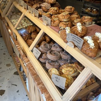 Chestnut Bakery - Lots of yummy goodies to choose from! - Bakeries Near Me - London, XGL