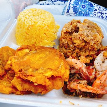 Los Catrachos II - a tray of food - Latin American Near Me - Greenacres, Florida Los Catrachos II - a tray of food - Latin American Near Me - Greenacres, Florida