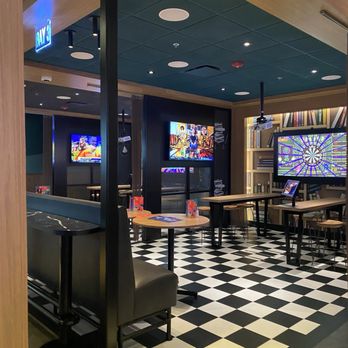 Dave & Buster's Thousand Oaks - Private areas to reserve - Arcades Near Me - Thousand Oaks, California