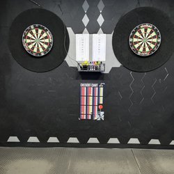 Chaserz Bar N Grill - Darts