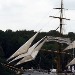 Marinestützpunkt Tirpitzhafen - "Mein Lieblingsschiff" ...