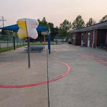 KinderCare of Mt. Olive - Playground - Preschools Near Me - Hackettstown, New Jersey