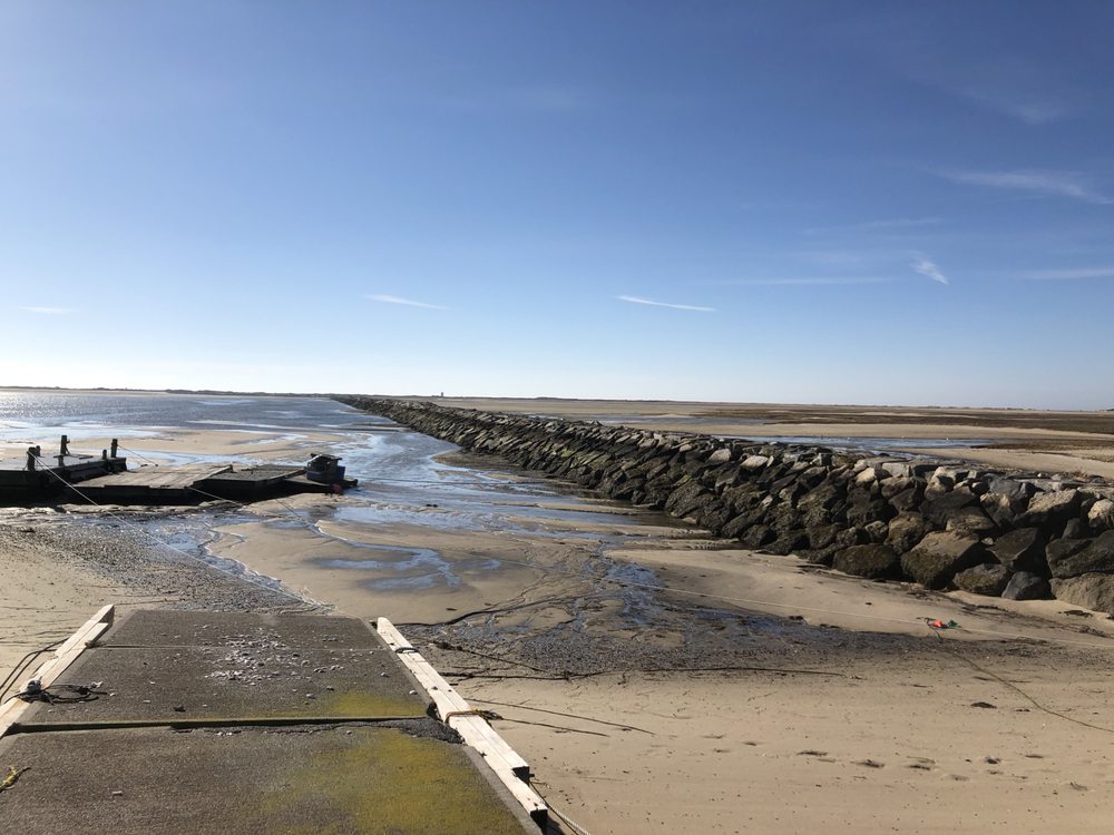 GABRIELLE HANNA WILLIAM RAVEIS REAL ESTATE Open for Business 154