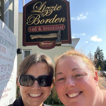 Lizzie Borden Bed & Breakfast Museum - Johanna traveled from NJ for this.. me just a town over! Worth the trip! - Bed & Breakfast Near Me - Fall River, Massachusetts